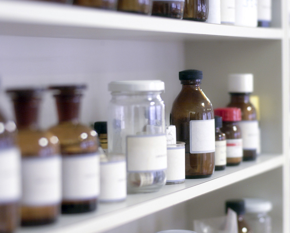 <p>Более 50 лет производим высококачественные и эффективные препараты по доступной цене</p>